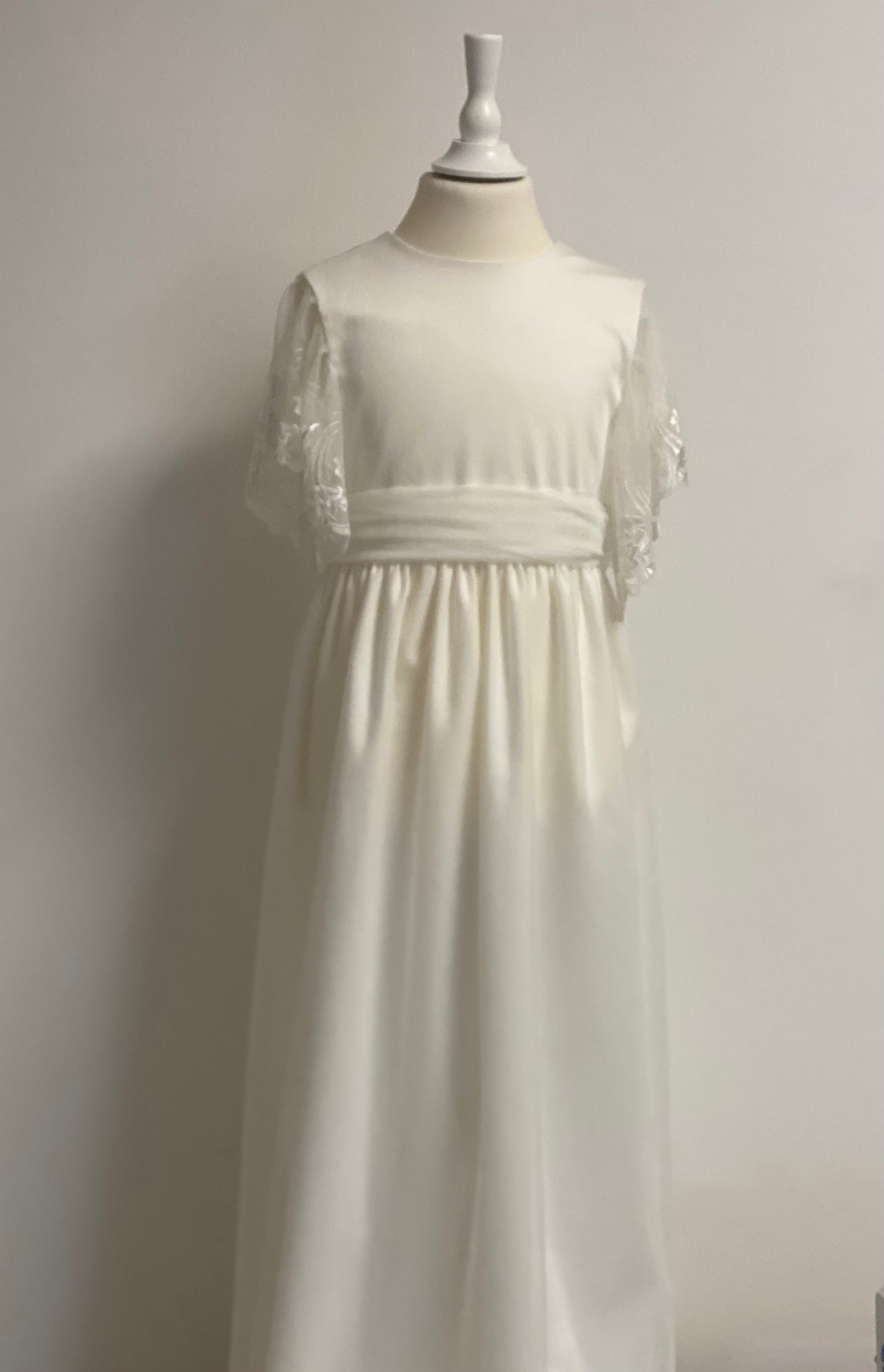 Erstkommunionkleid "Agatha" Gr 134