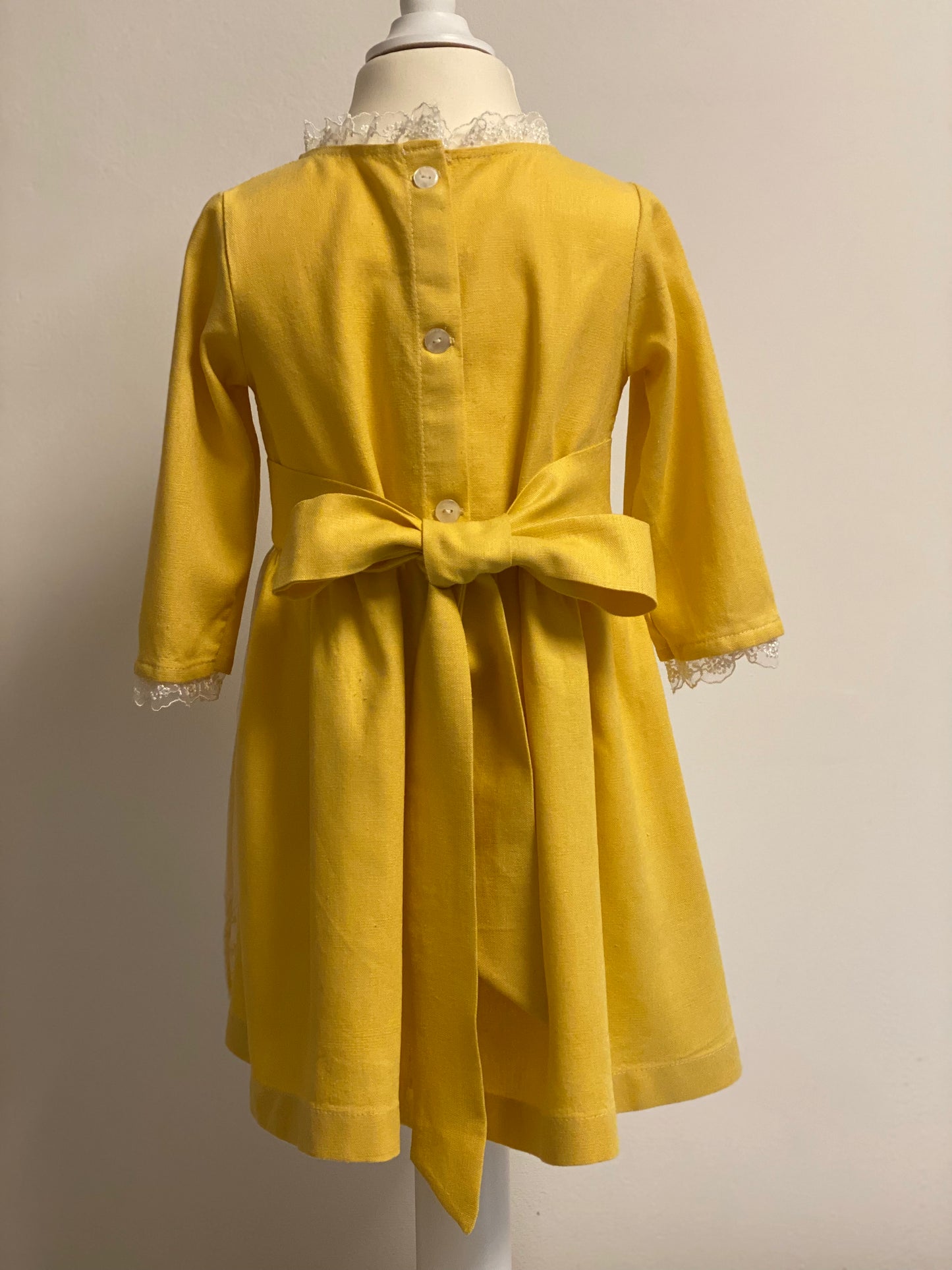 Blumenkleid "Sweet Yellow" Gr 98