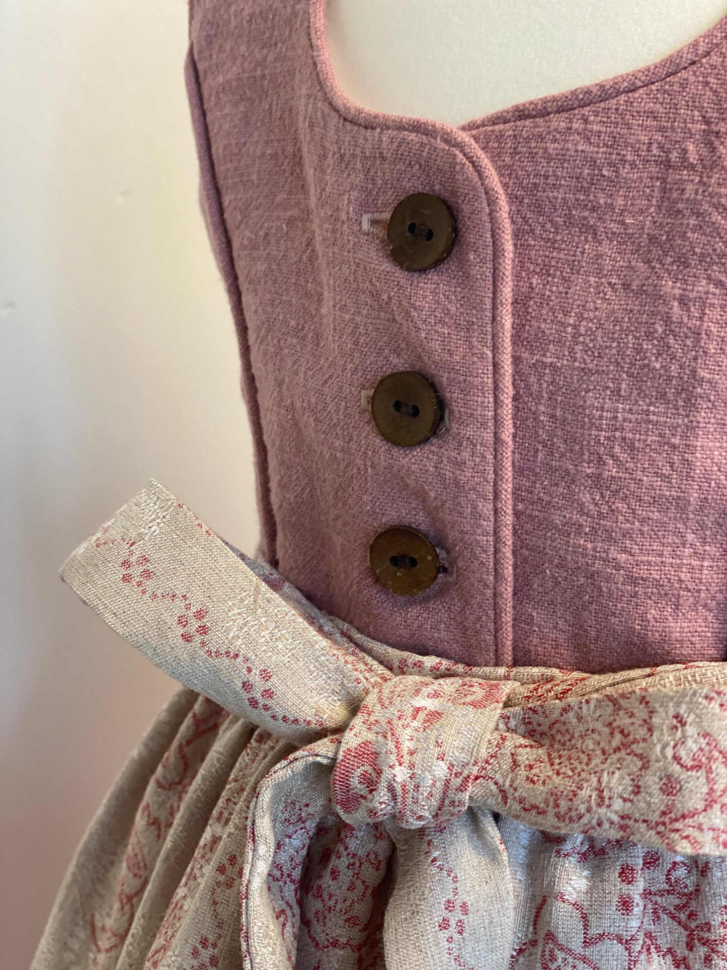 Dirndl "Rosa" Gr 92 altrosa-rot-beige