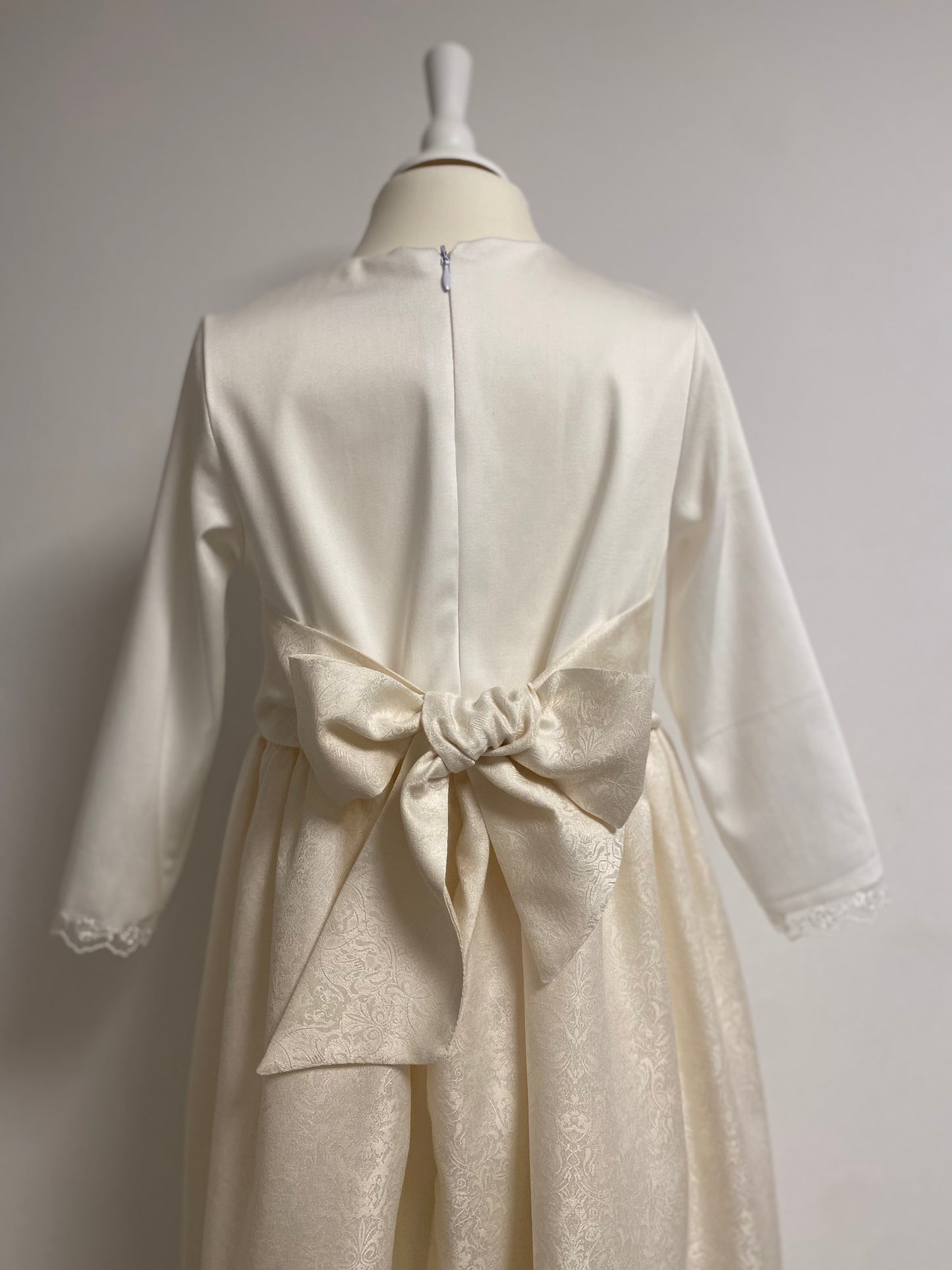 Erstkommunionkleid "Midori-Tüllspitze" Gr 134