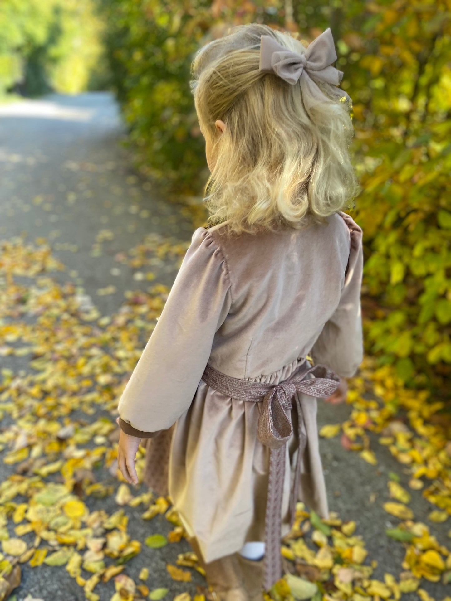 Dirndl "Herbstzeitlose" Gr 110