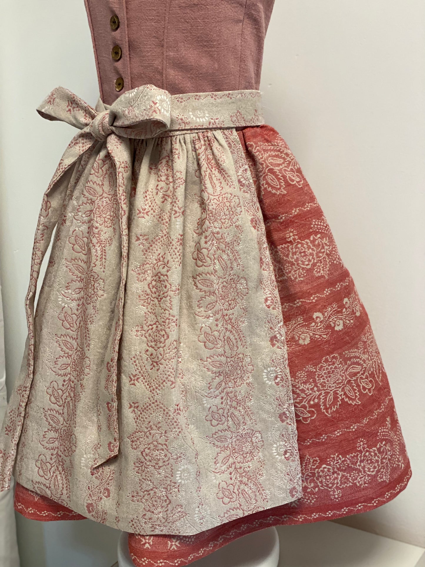 Dirndl "Rosa" Gr 110 altrosa-rot-beige