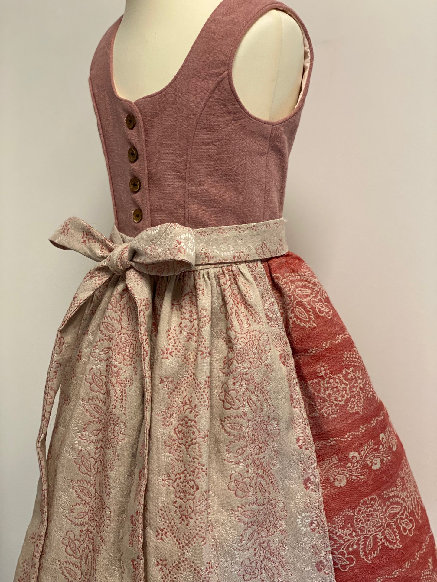 Dirndl "Rosa" Gr 110 altrosa-rot-beige