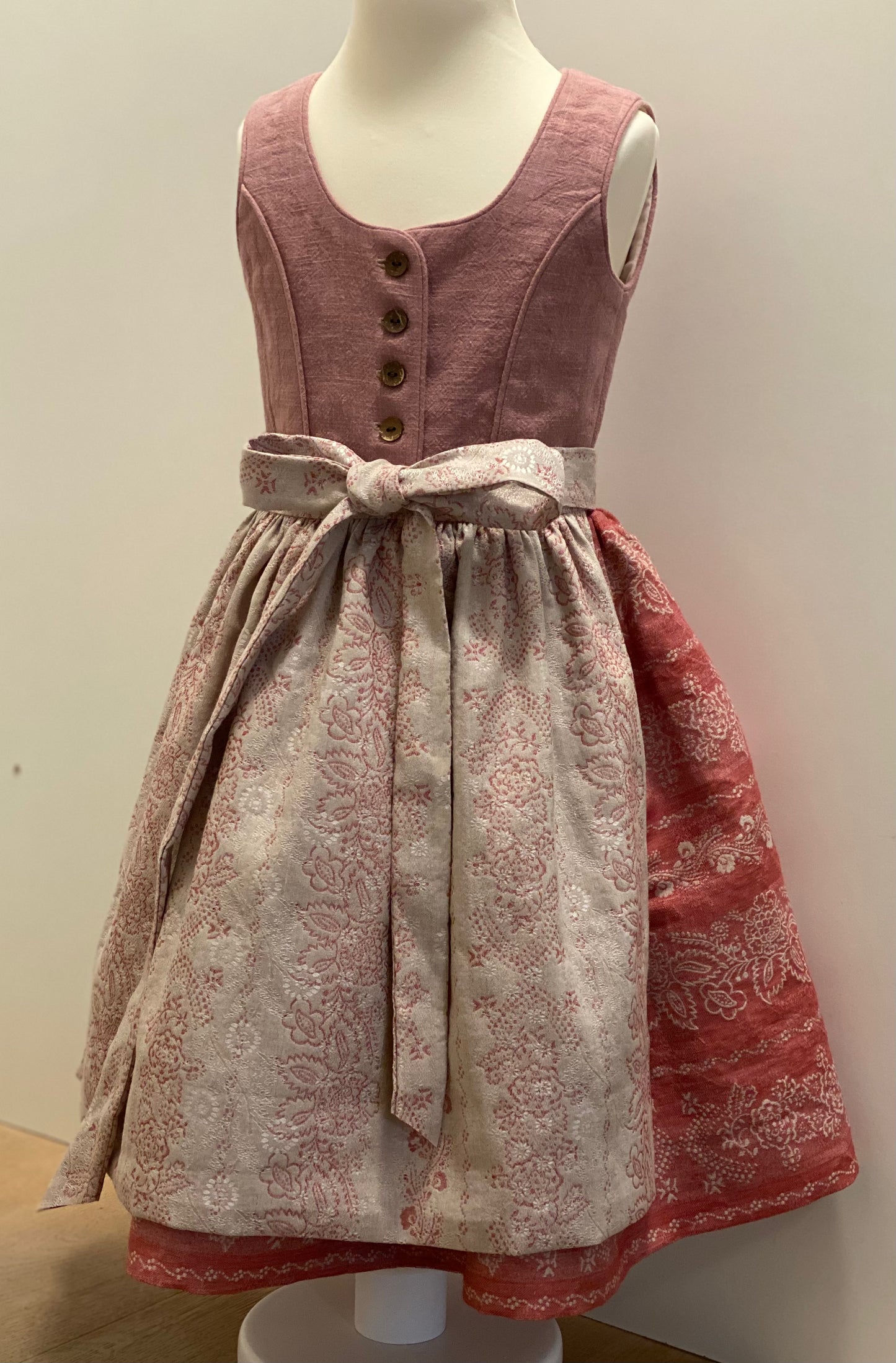 Dirndl "Rosa" Gr 110 altrosa-rot-beige